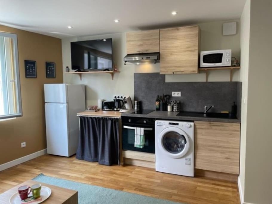Chic'N Chill Appartement Issoudun Buitenkant foto